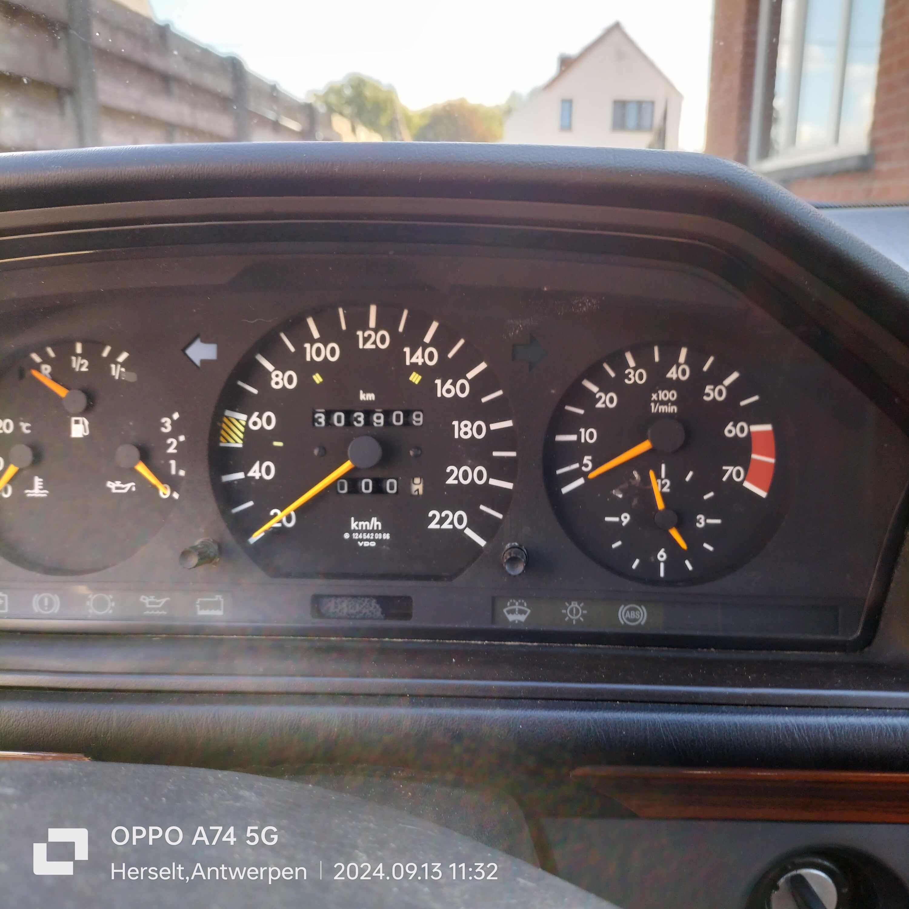 1993 Mercedes 200TE oldtimer te koop