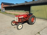 1957 International Farmall Cub Lo-Boy oldtimer te koop