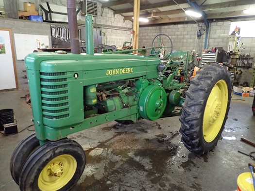 1941 John Deere Styled A oldtimer te koop