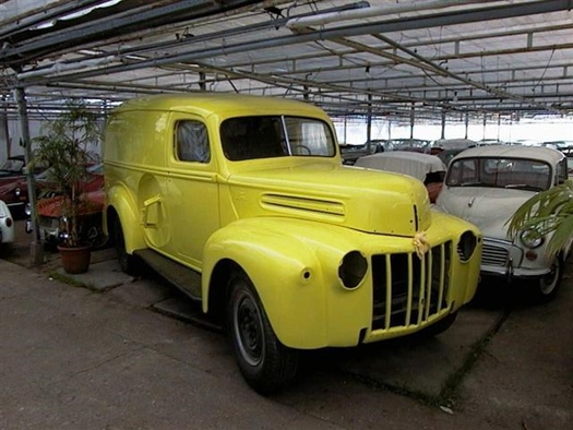 1947 Ford Panel truck 47 oldtimer te koop