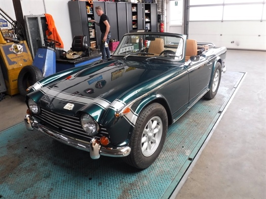 1968 Triumph TR250 green oldtimer te koop