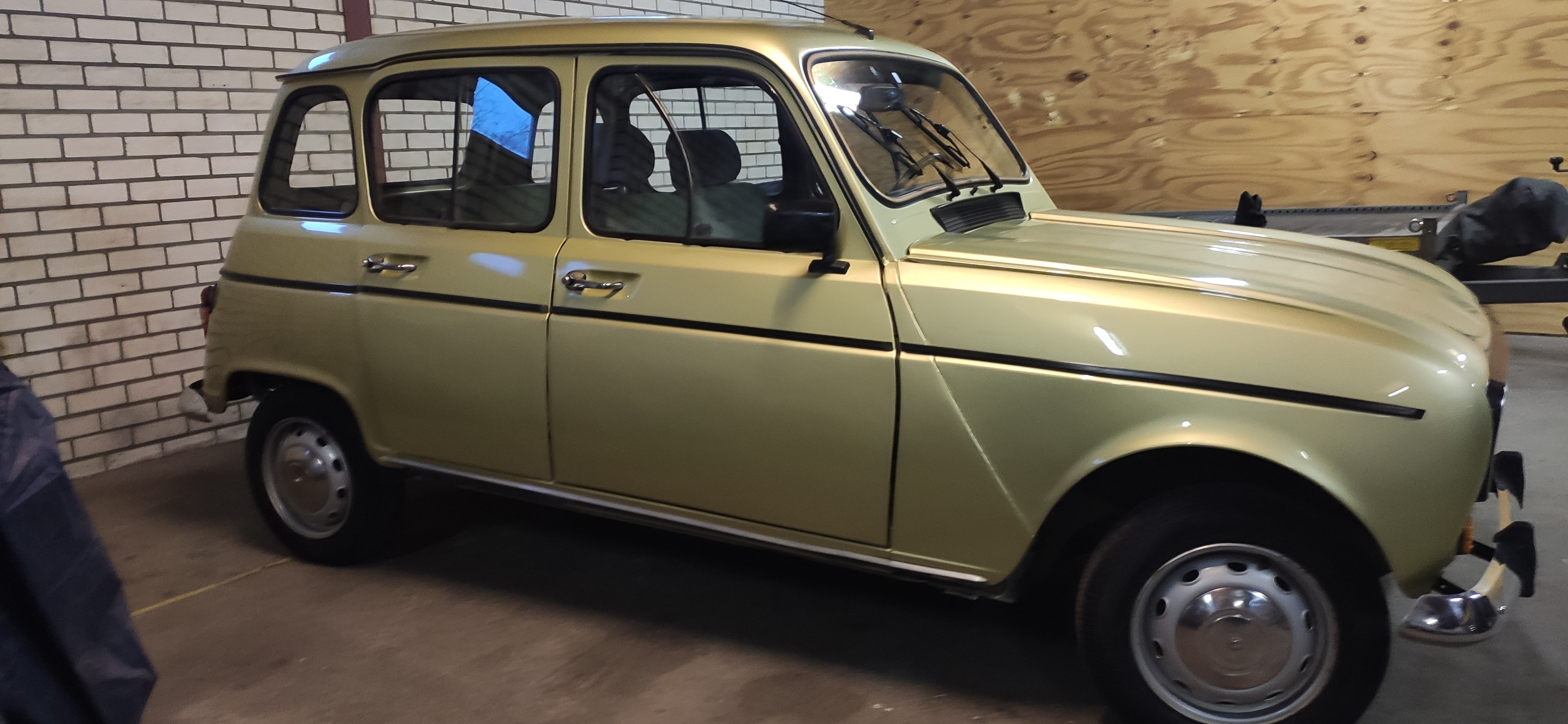 1983 Renault R4 TL oldtimer te koop