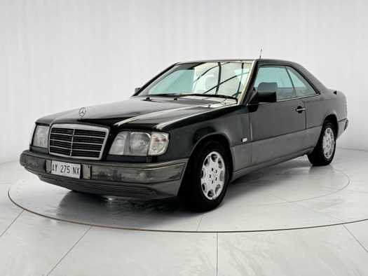 1989 Mercedes W124 300 CE 24 oldtimer te koop