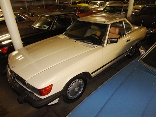 1987 Mercedes 560 SL white oldtimer te koop