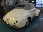 1939 Packard 120 convertible -  Creme oldtimer te koop