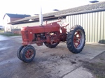 1955 International Farmall 300 oldtimer tractor te koop