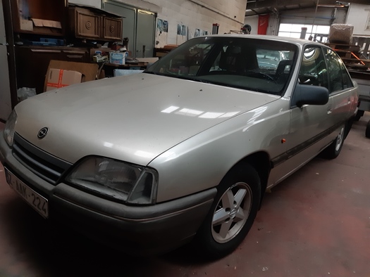 1987 Opel Omega oldtimer te koop