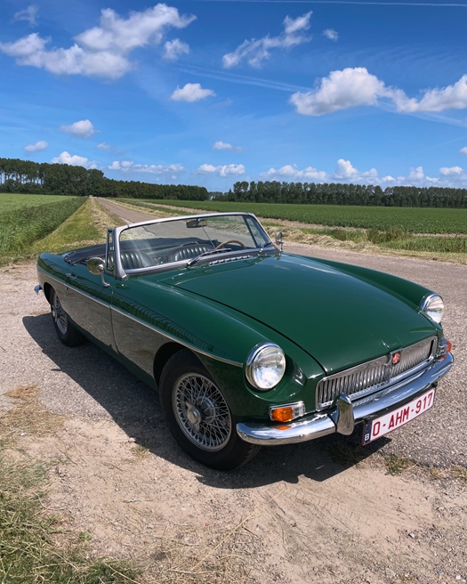 1967 MG B roadster  oldtimer te koop